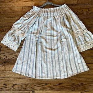 Kiwi off the shoulder dress size L